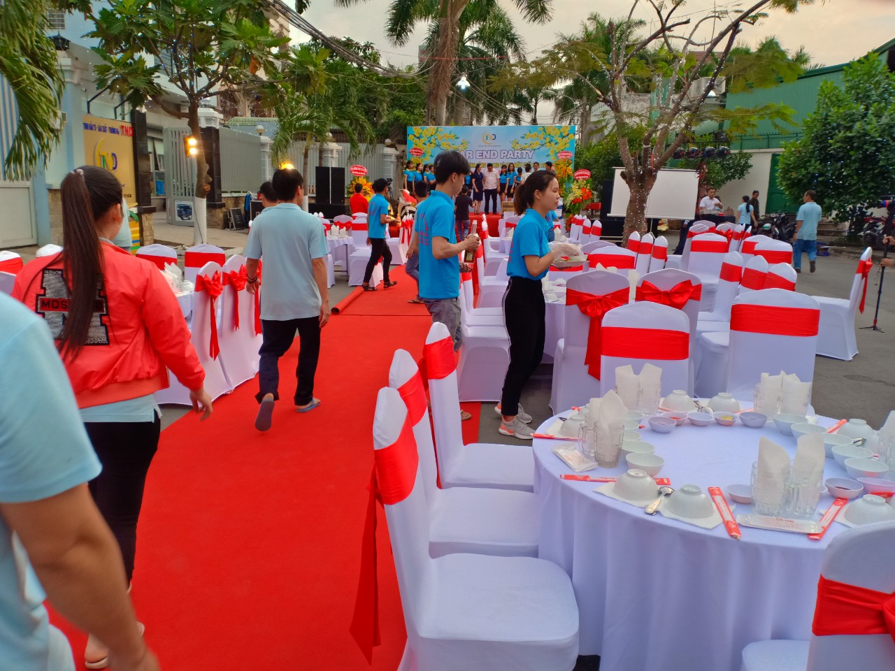 chọn dịch vụ nấu ăn tại nhà Bình Dương