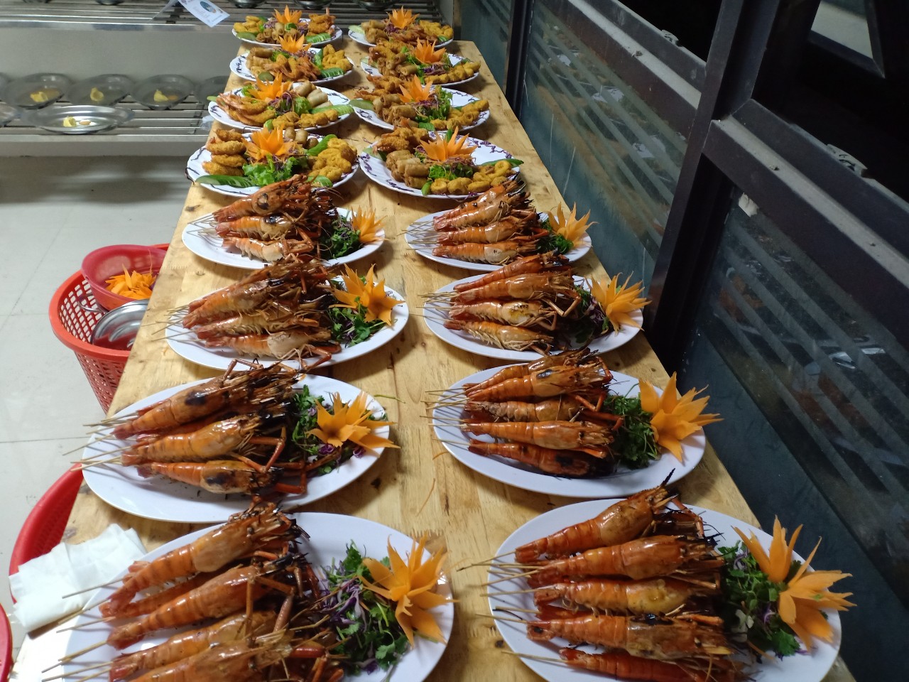 Nấu tiệc tại nhà