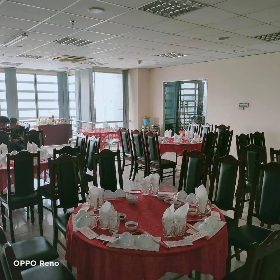 Đặt tiệc tất niên tại công ty HCM